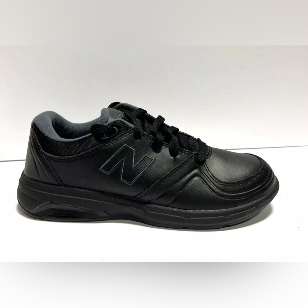 New Balance Womens 813 Walking Shoes Black Size 8 M